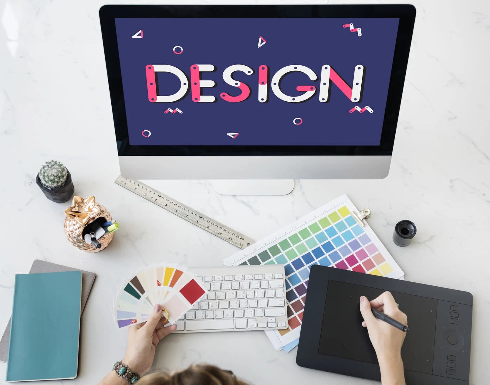 How to Create Vector Logos?